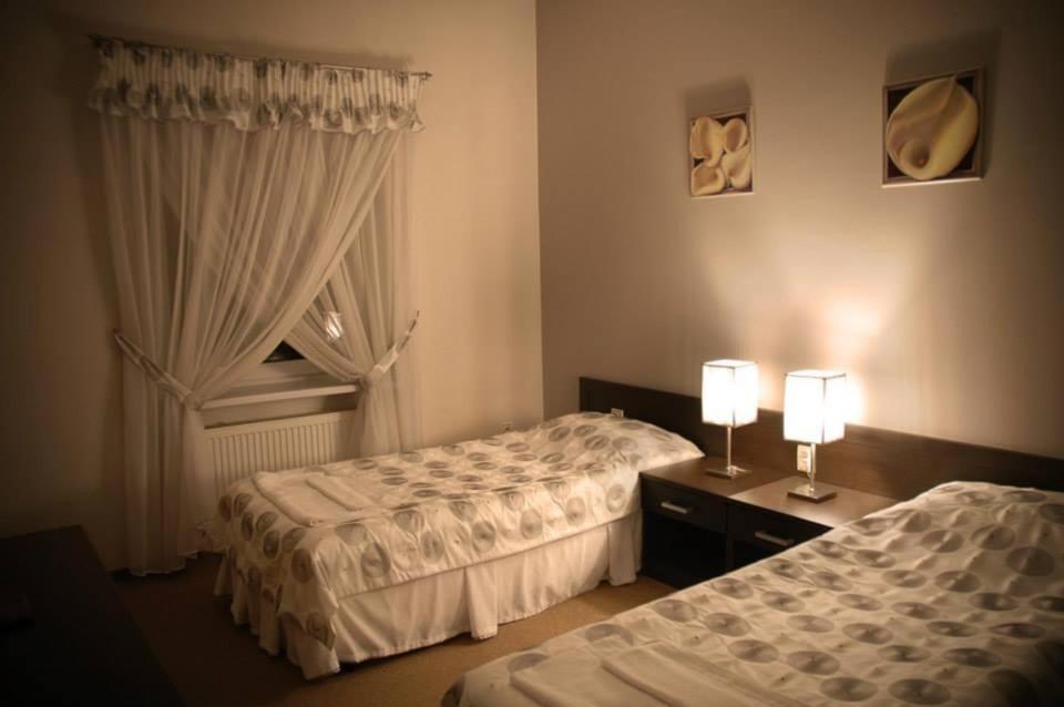 Hotel Chrobry Łęczyca Eksteriør billede