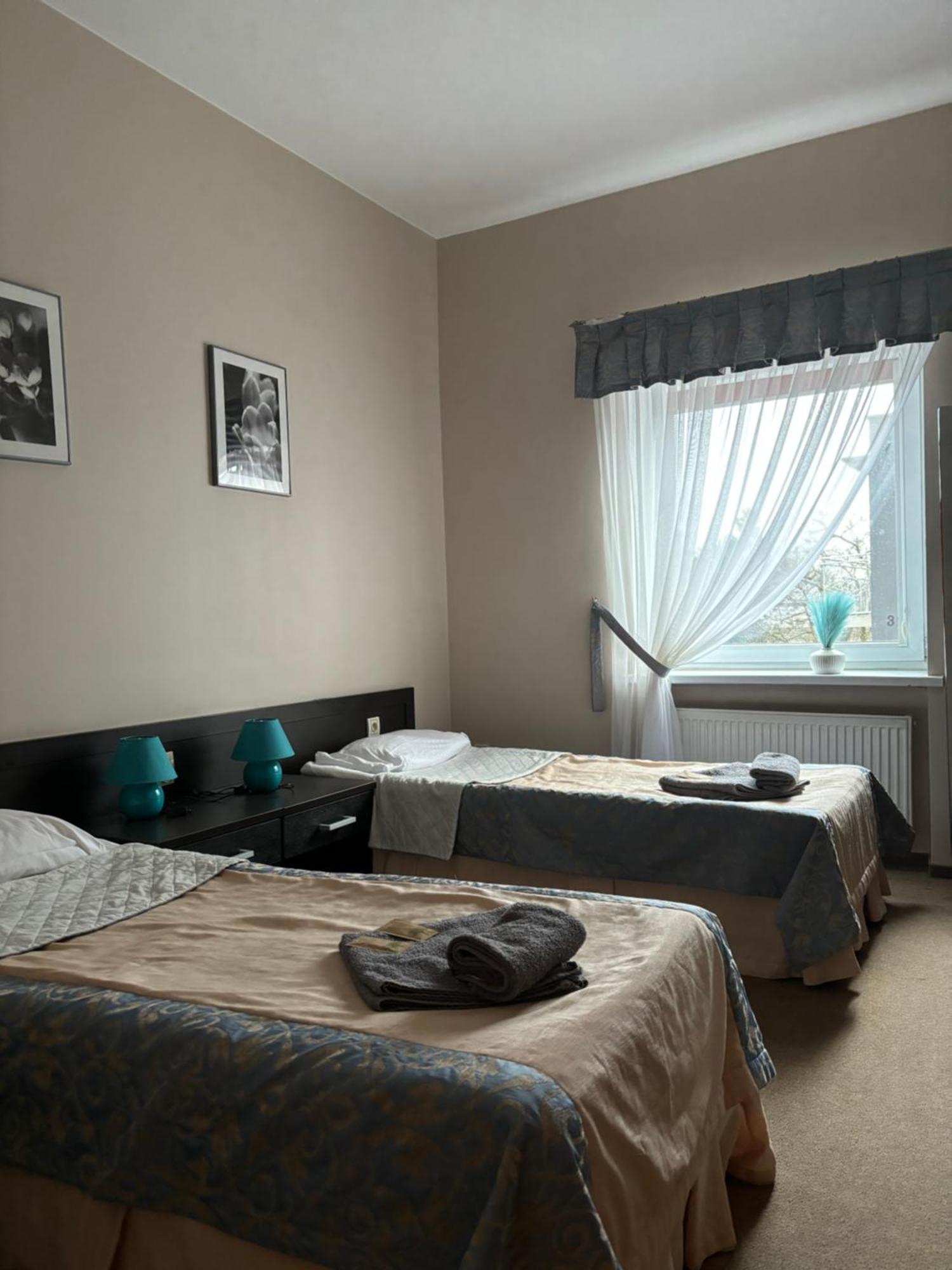 Hotel Chrobry Łęczyca Eksteriør billede