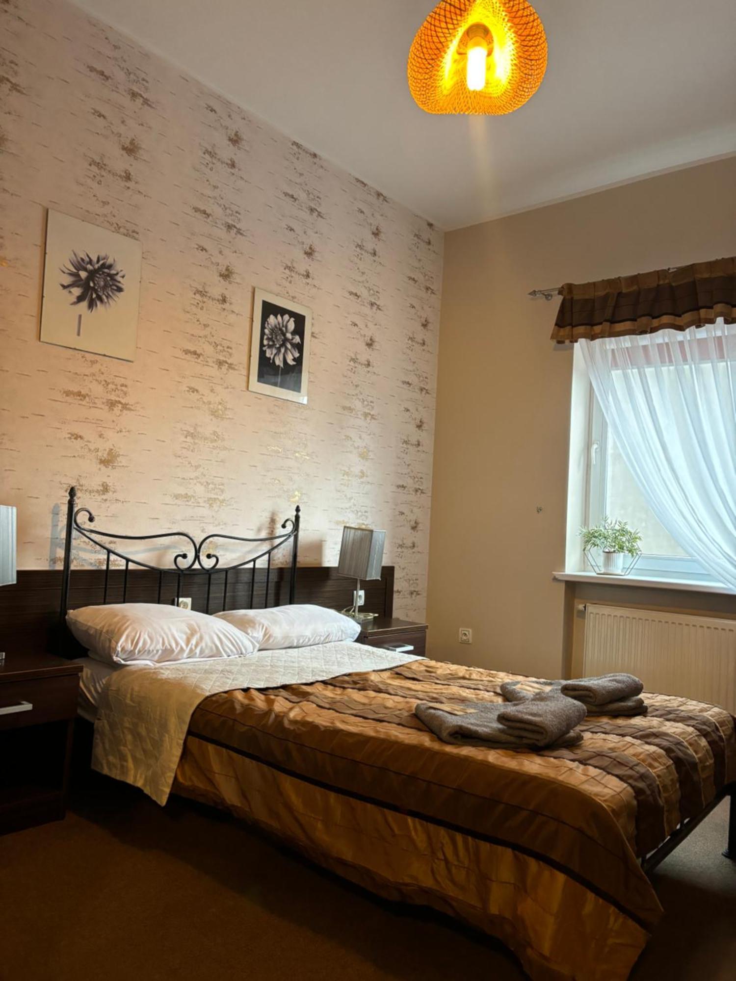 Hotel Chrobry Łęczyca Eksteriør billede