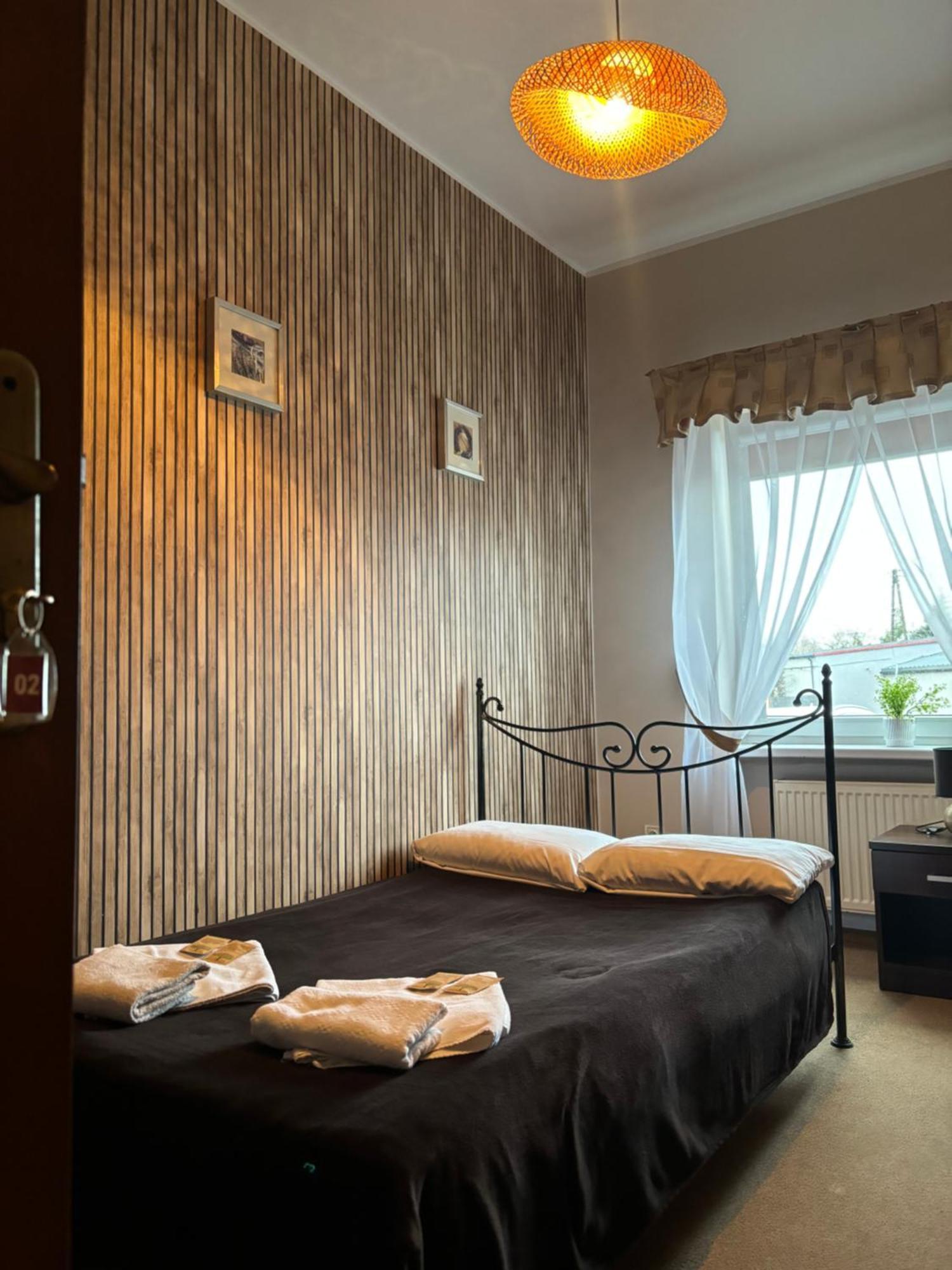Hotel Chrobry Łęczyca Eksteriør billede